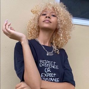 Meet your Posher, Crystal